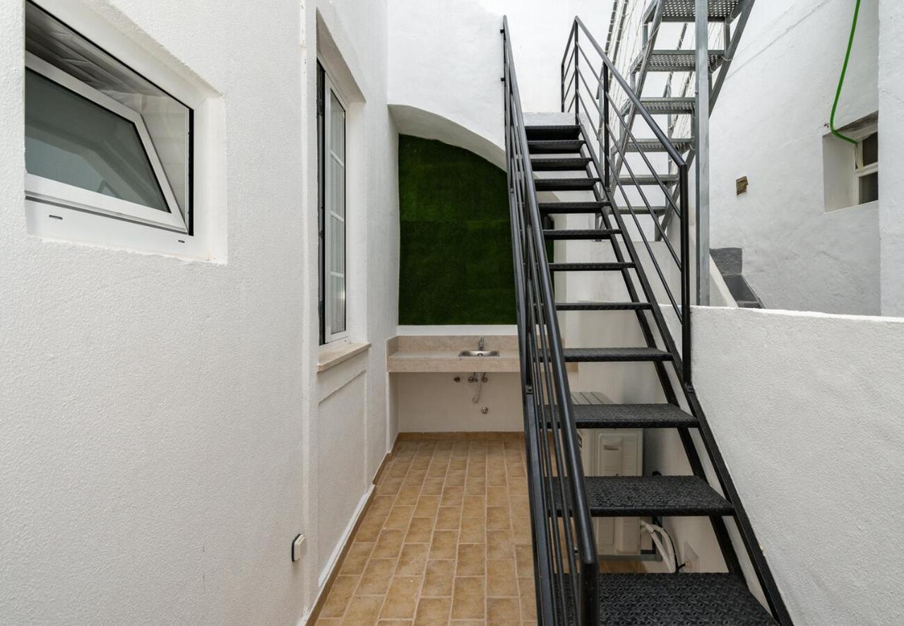 Tia Anica House II - Apartment With Terrace In Central Fuseta Beach Village المظهر الخارجي الصورة
