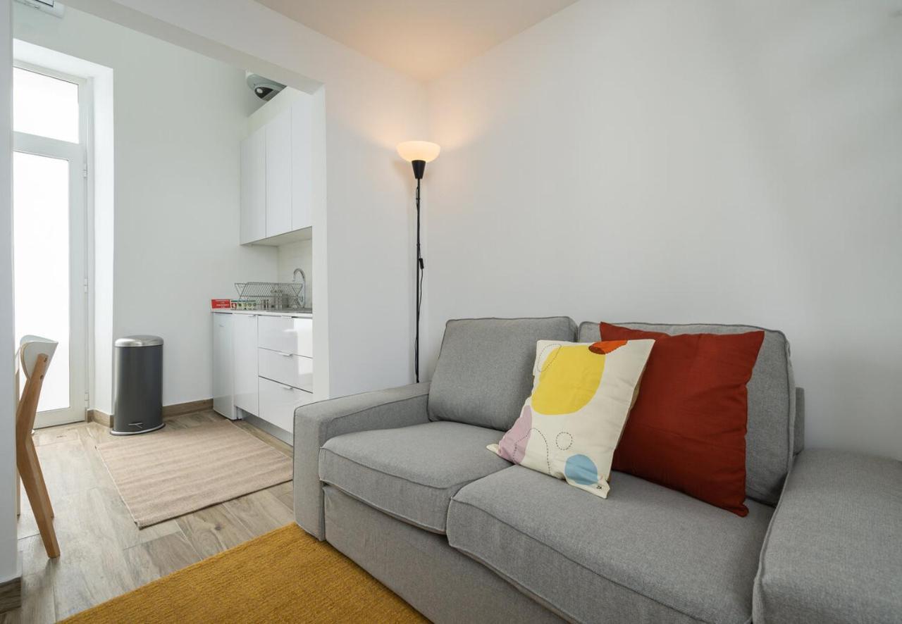 Tia Anica House II - Apartment With Terrace In Central Fuseta Beach Village المظهر الخارجي الصورة